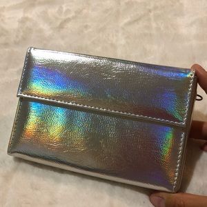IRIDESCENT MINI CLUTCH PURSE URBAN OUTFITTERS